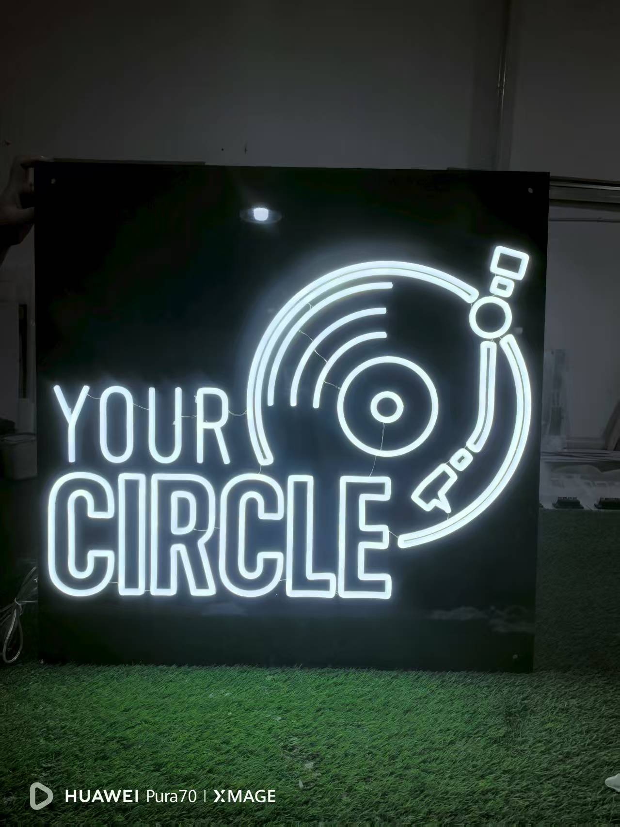 Custom Advertising Signs and Display Surfaces